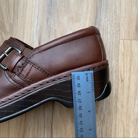 KLOGS Brown Leather Clogs Closed Back Shoes Buckle Detail Women's Size 10 - Picture 10 of 11